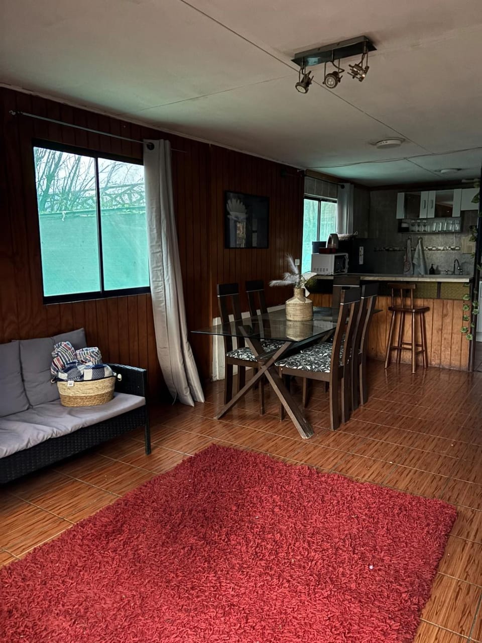 Living room, Dining area