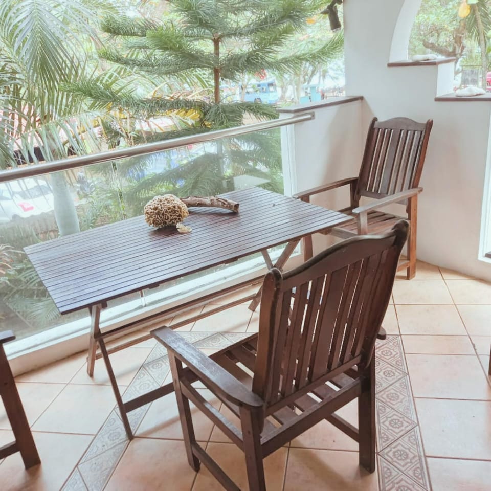 Patio, Balcony/Terrace, Dining area, Garden view