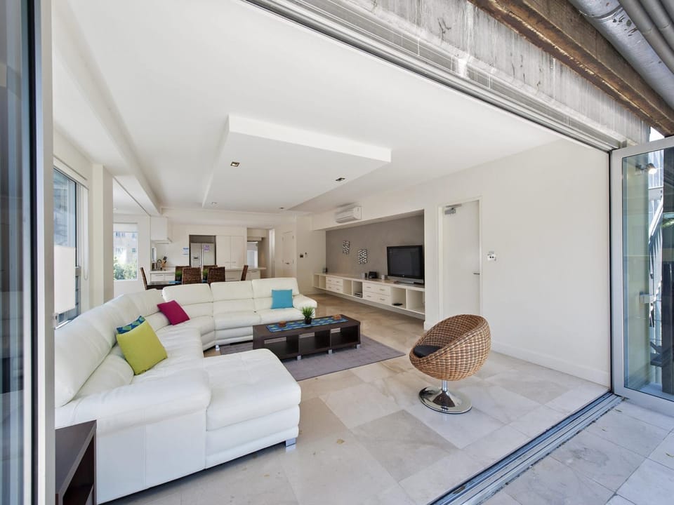 The Domain Unit 2 19 Voyager Close Apartment in Shoal Bay