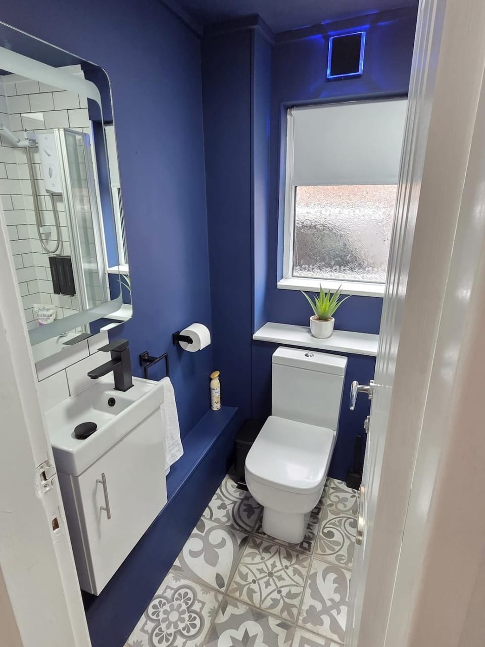 Toilet, Bathroom