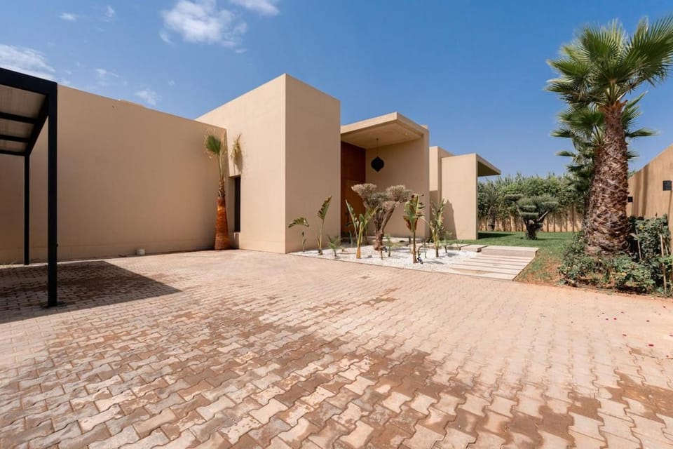 Villa Lyna piscine sans vis a vis House in Marrakesh