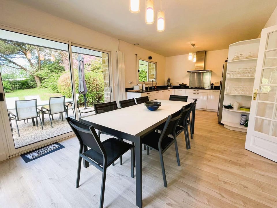 Maison familiale idéale à 150m de la plage - 10 pers. - FR-1-481-201 House in Fouesnant