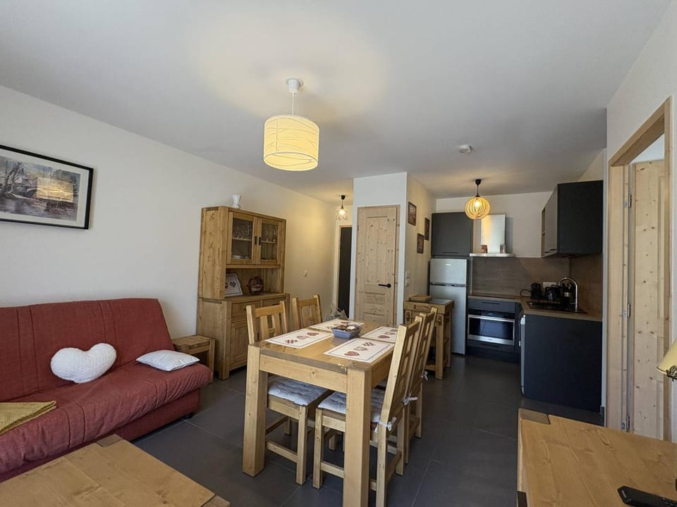 Appartement moderne avec parking - 4 pers. - FR-1-356-577 Apartment in Les Avanchers-Valmorel