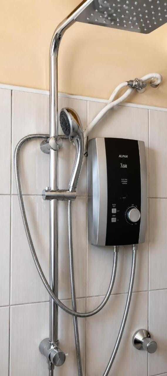 furnished 2bedroom with elevator near cedar mall Nanyuki Apartment in Kenya