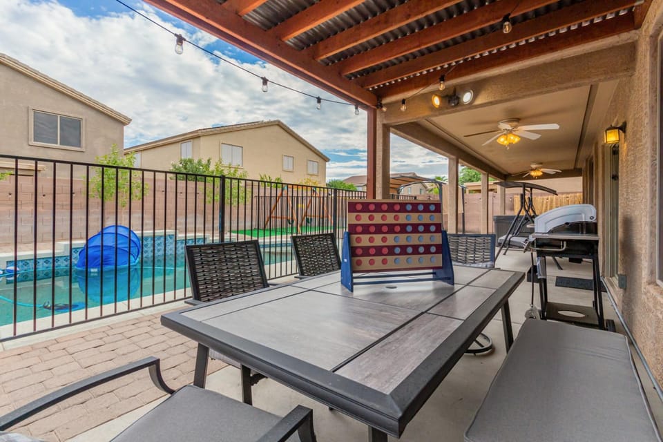 Cactus House 5BR Family Fun Hub House in Litchfield Park