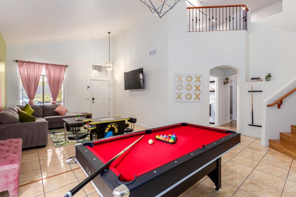 Cactus House 5BR Family Fun Hub House in Litchfield Park