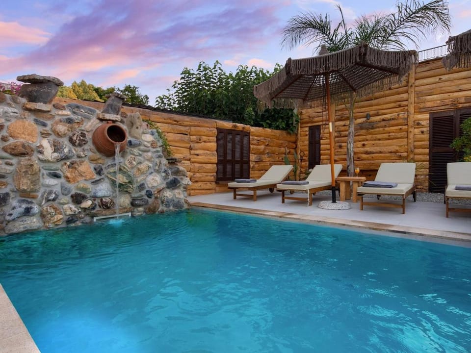 Villa Smaragda Stone Retreat with Private Pool Villa in Chania