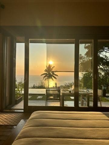 Bed, Bedroom, Sea view, Sunset