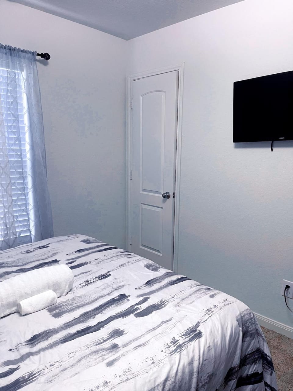 Immaculate Quiet Stay Wi-Fi Parking Near McKinney Sherman Vacation rental in Anna