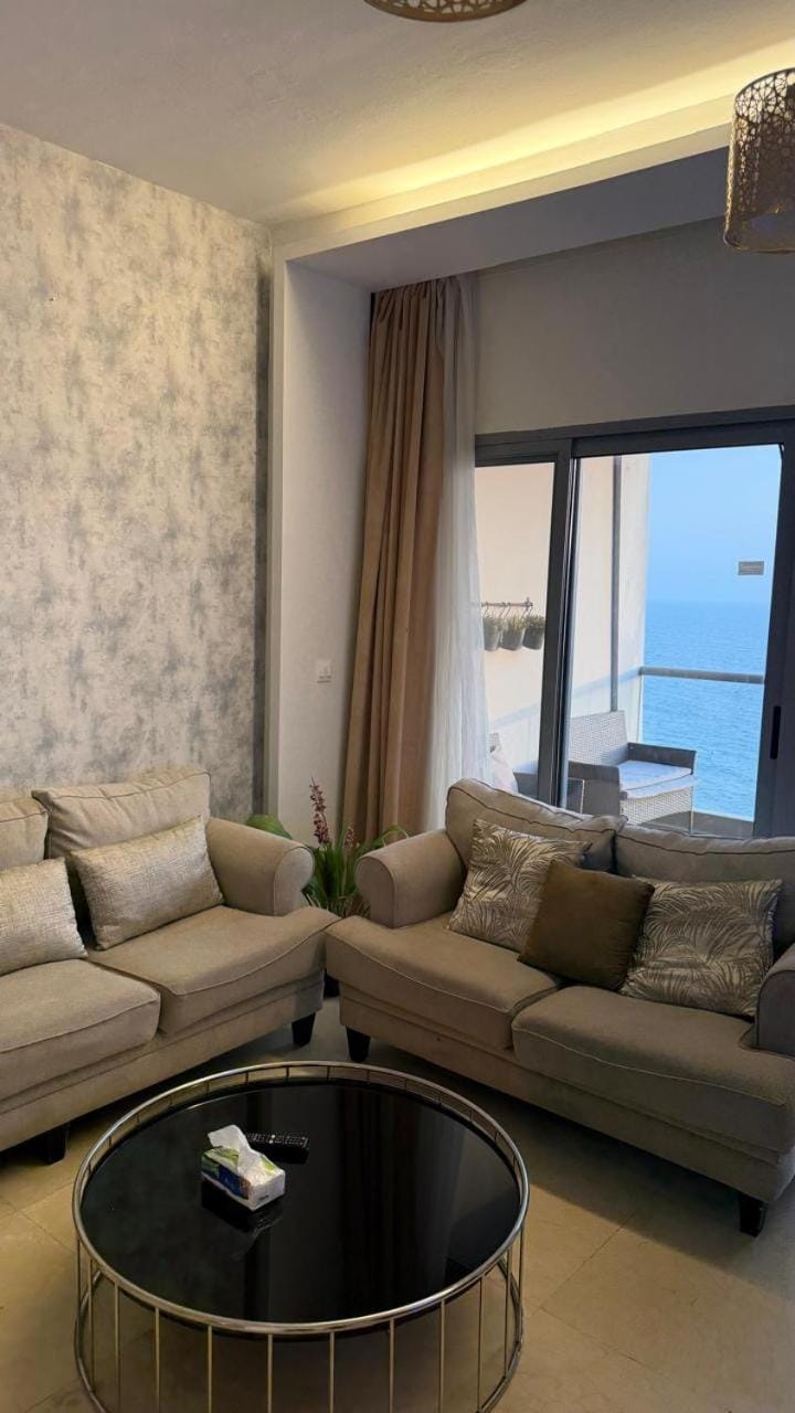 برج الجوهرة داماك Apartment in Jeddah