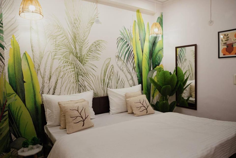 Chhatarpur’s Cozy 3BHK Getaway Apartment in New Delhi
