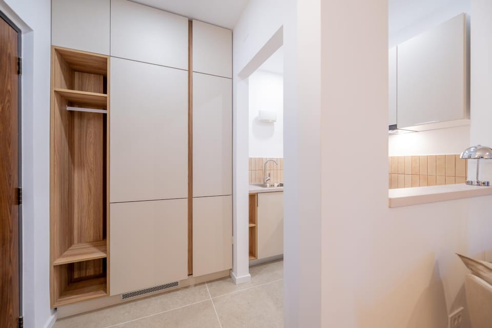 Kitchen or kitchenette, wardrobe