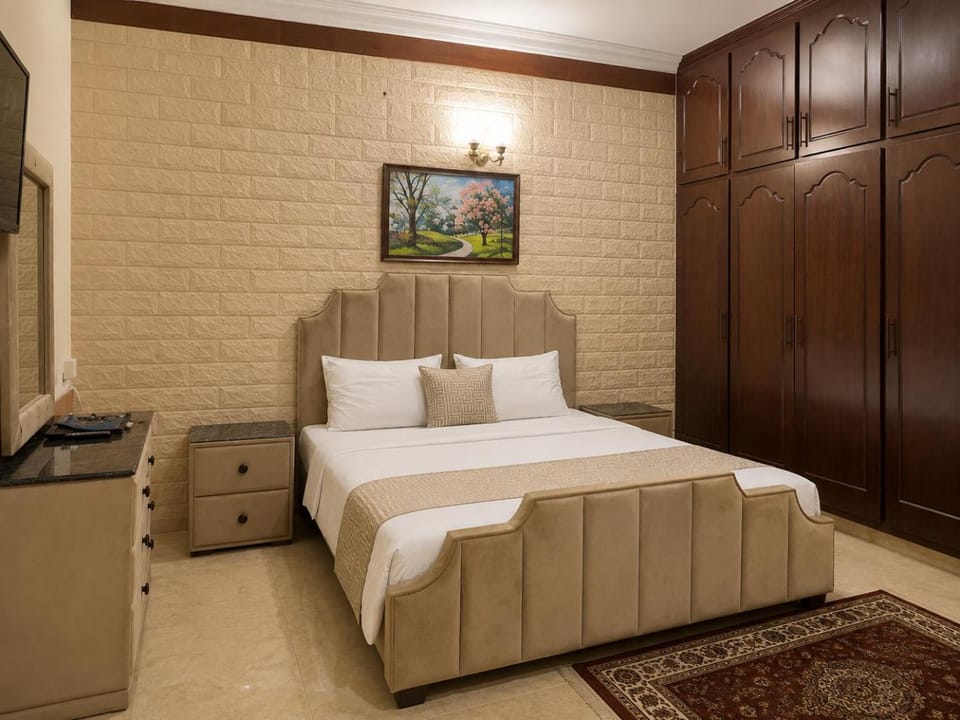 Hotel Pearl Lodge DHA Bed and Breakfast in Karachi