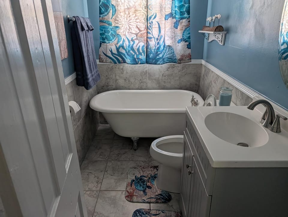 Salty Bay Escape House in Highway 30A Florida Beach