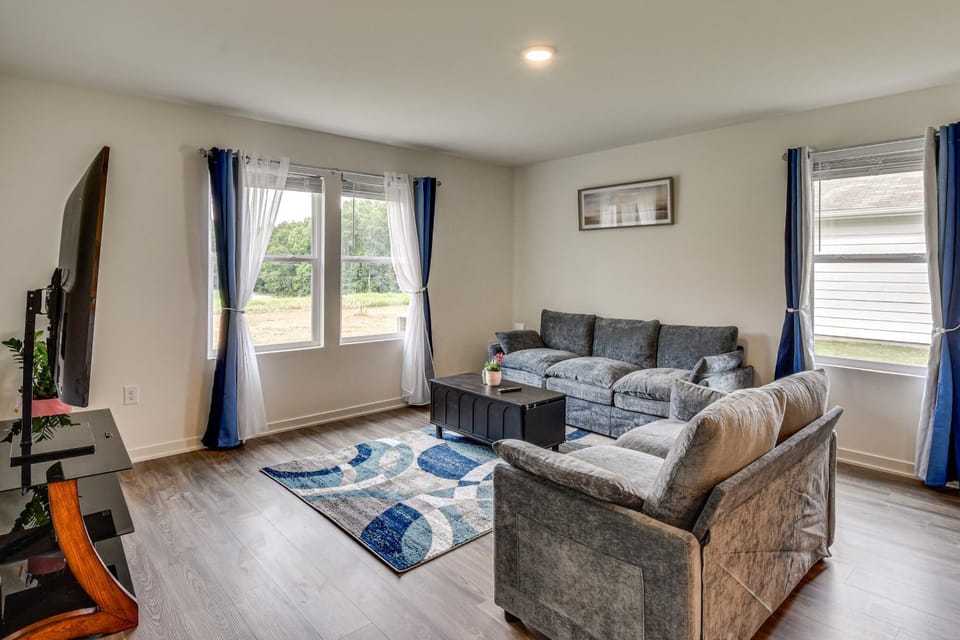 2 Mi to Lake Hartwell! Home w/ Easy I-85 Access House in Lake Hartwell