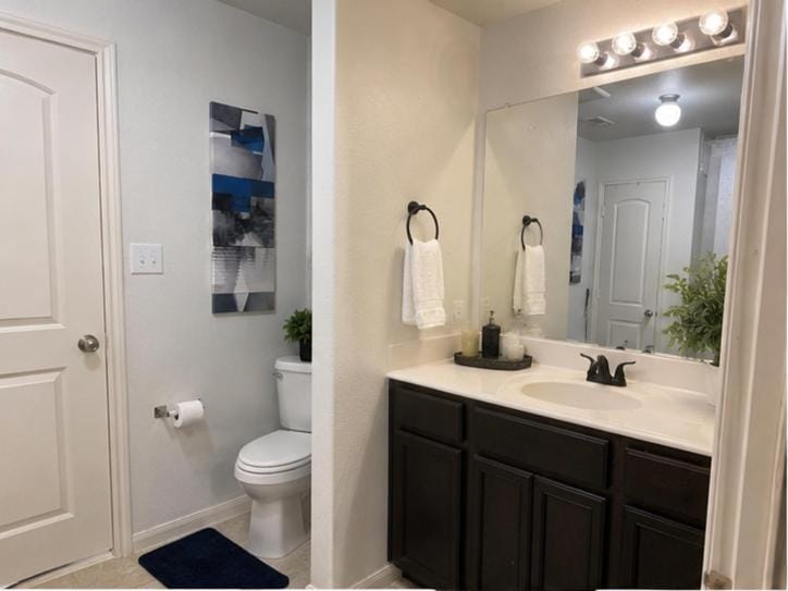Kingsize Master Room Private bath WiFi Vacation rental in Anna