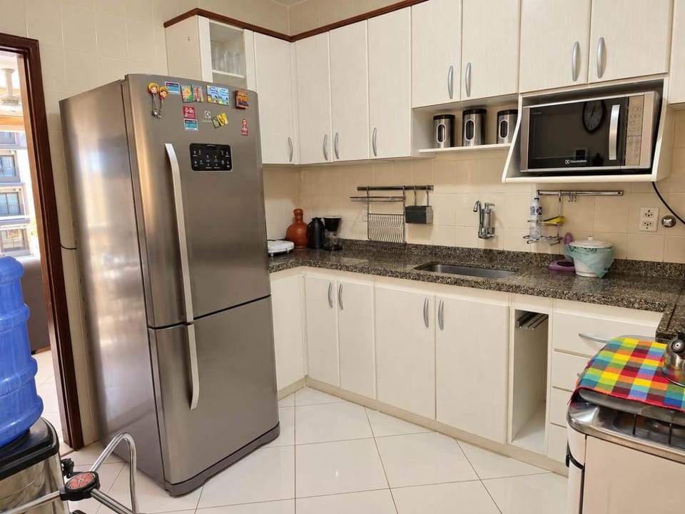 Oceanfront 3 BR 200m Praia do Forte Apartment in Cabo Frio