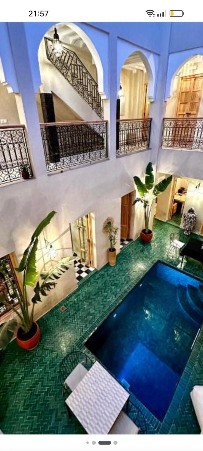 Riad luxury marocain Bed and Breakfast in Marrakesh