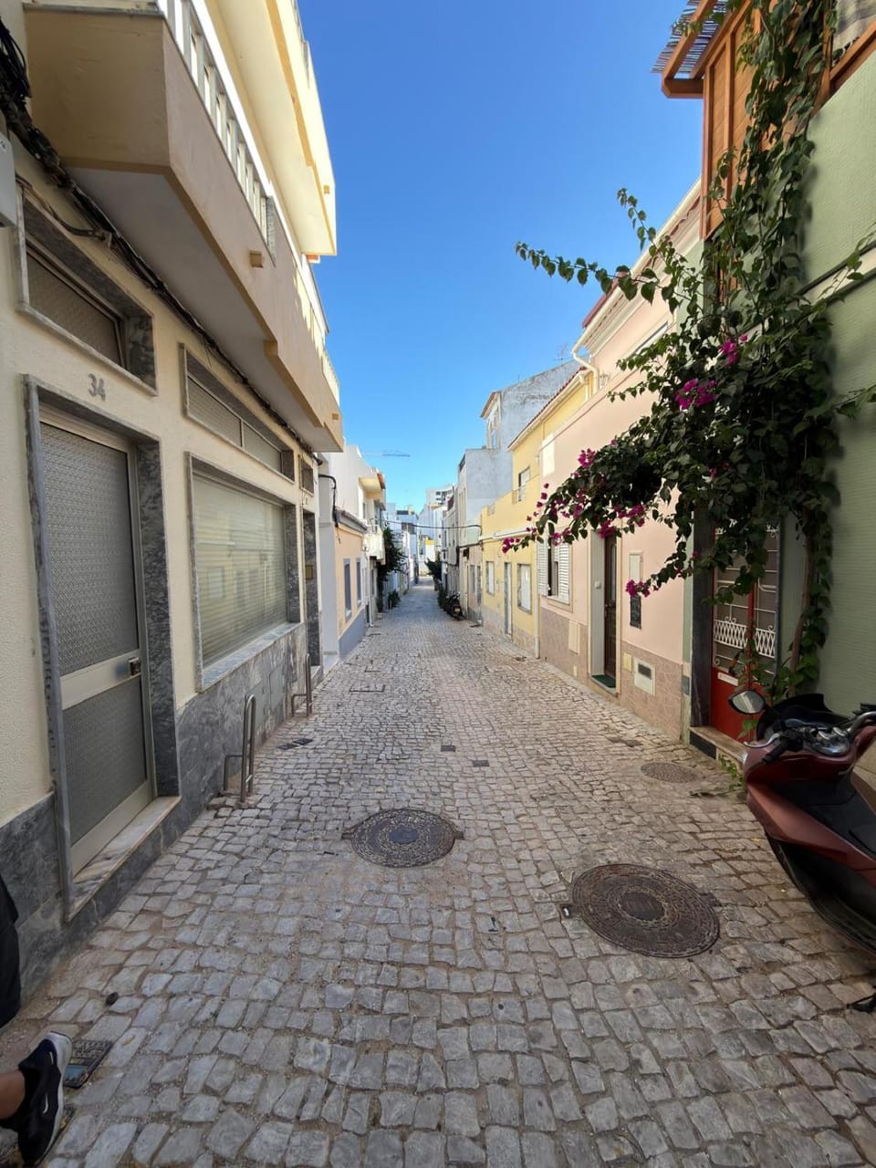 Day, Neighbourhood, Street view