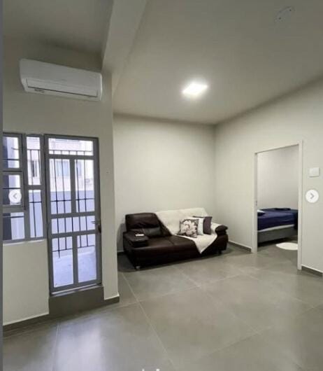 N 41 Apto Central Novo com 2 quartos com ar condicionado e garagem Apartment in Cascavel