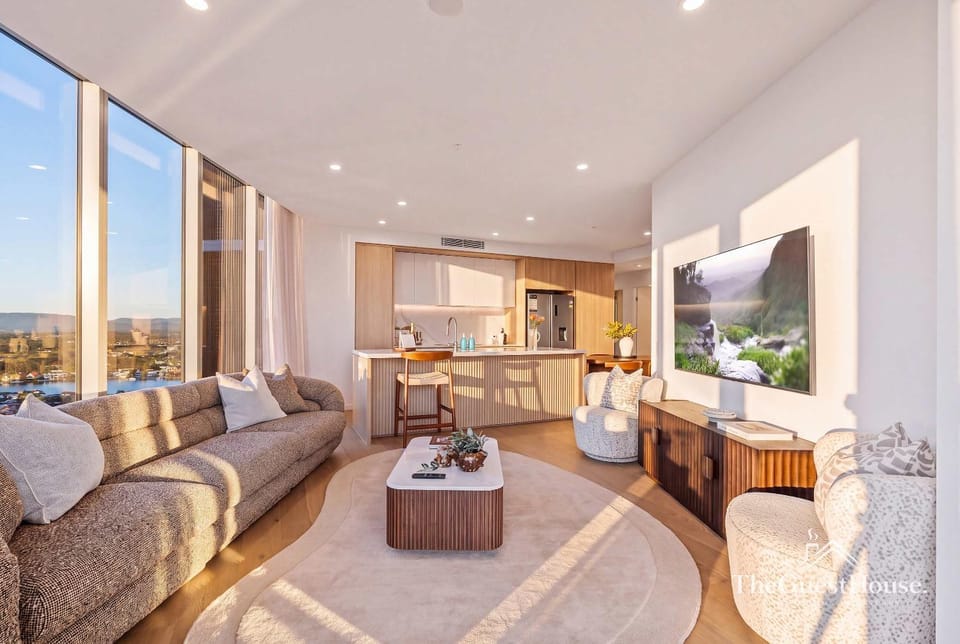 MAIN VIEW By TheGuestHouse Apartment in Surfers Paradise