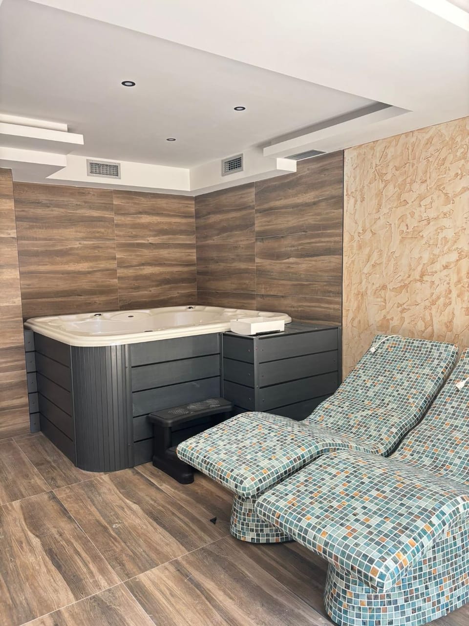 Apart-hotel Antique Apartment in Zlatibor