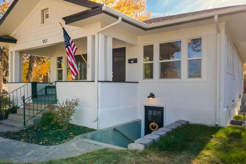 The Center Street Hideaway- Private Basement Suite Apartment in Pocatello