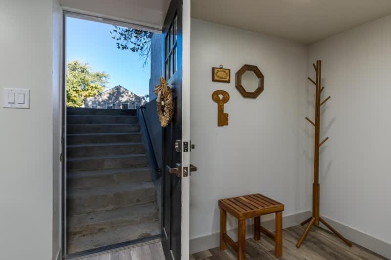 The Center Street Hideaway- Private Basement Suite Apartment in Pocatello