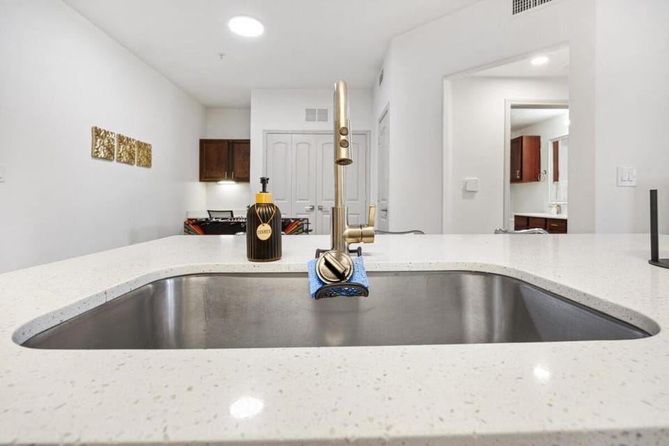 Stay Haven at Frisco with Pool and Gym Apartment in Frisco