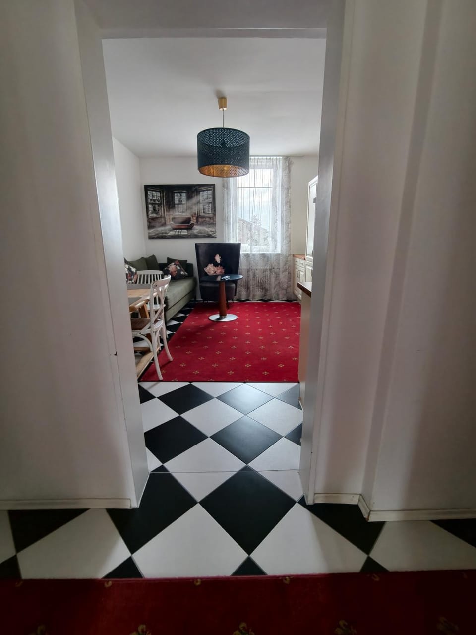 Kitchen or kitchenette, Living room, Seating area, Dining area