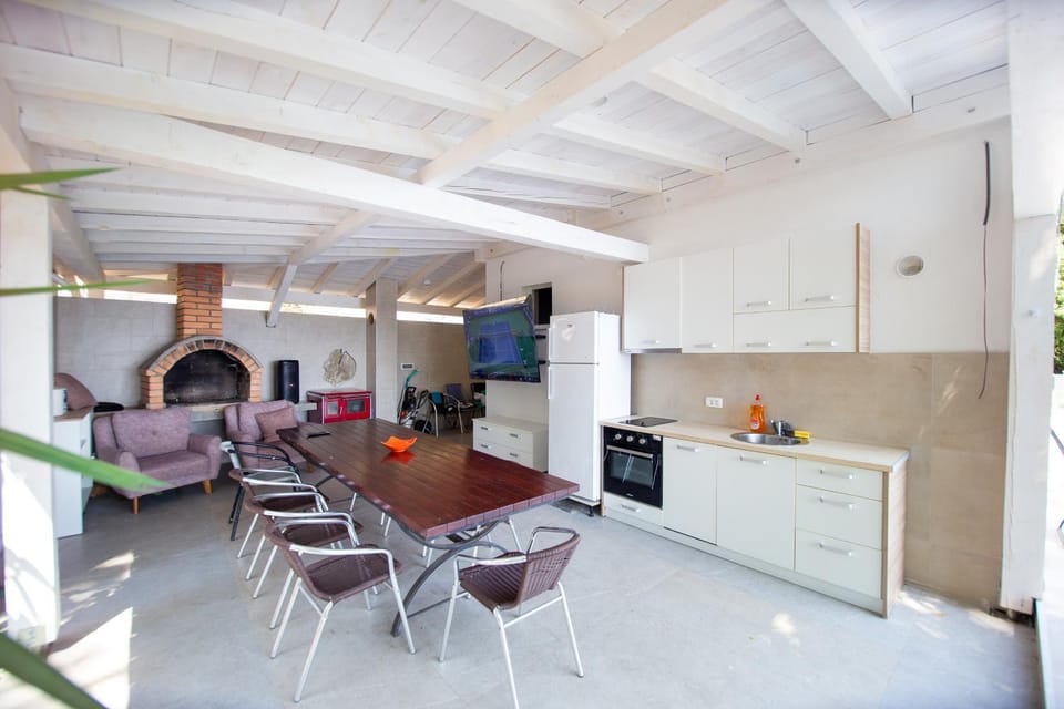 Lounge or bar