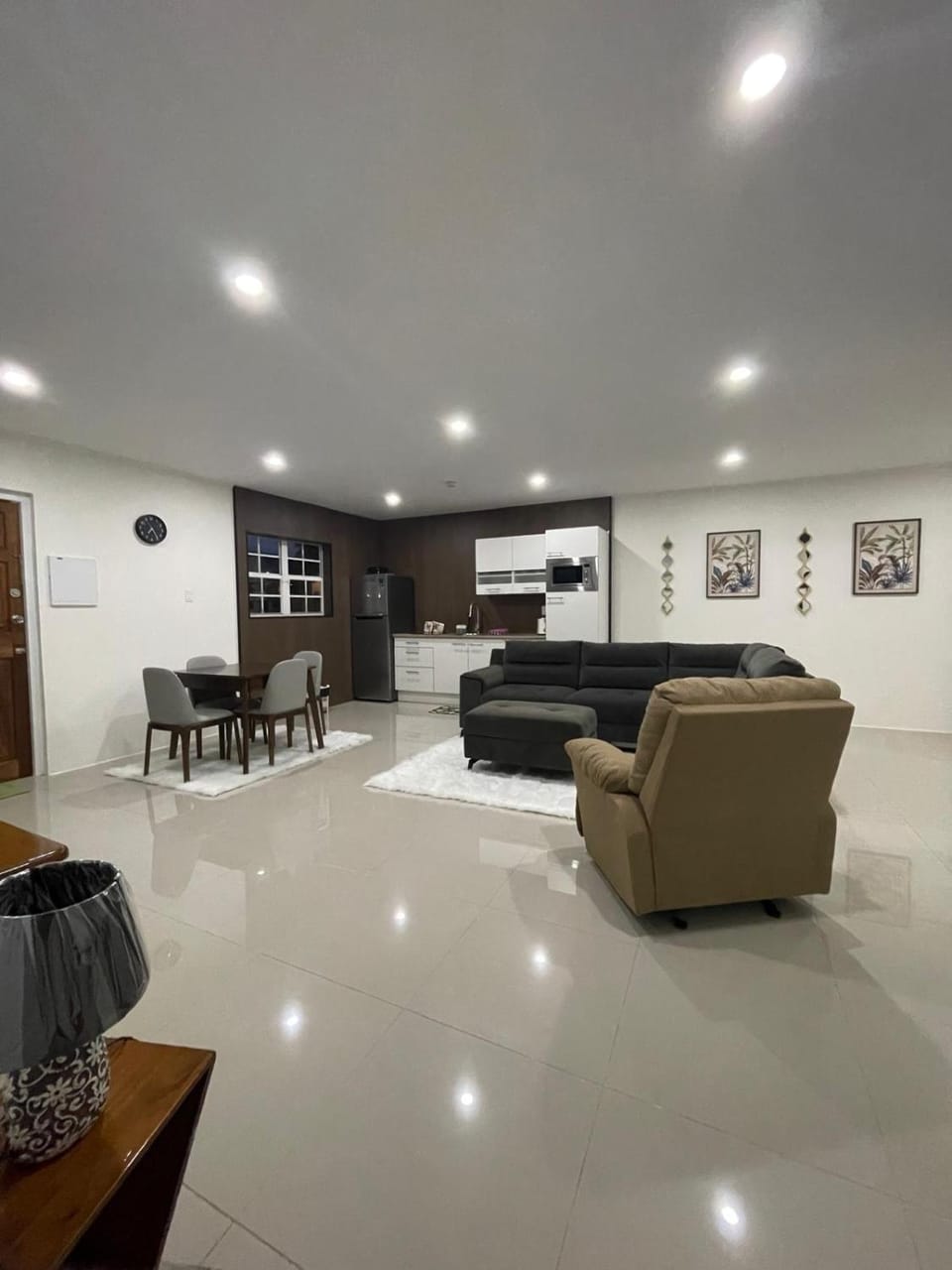 Kitchen or kitchenette, Living room, Dining area
