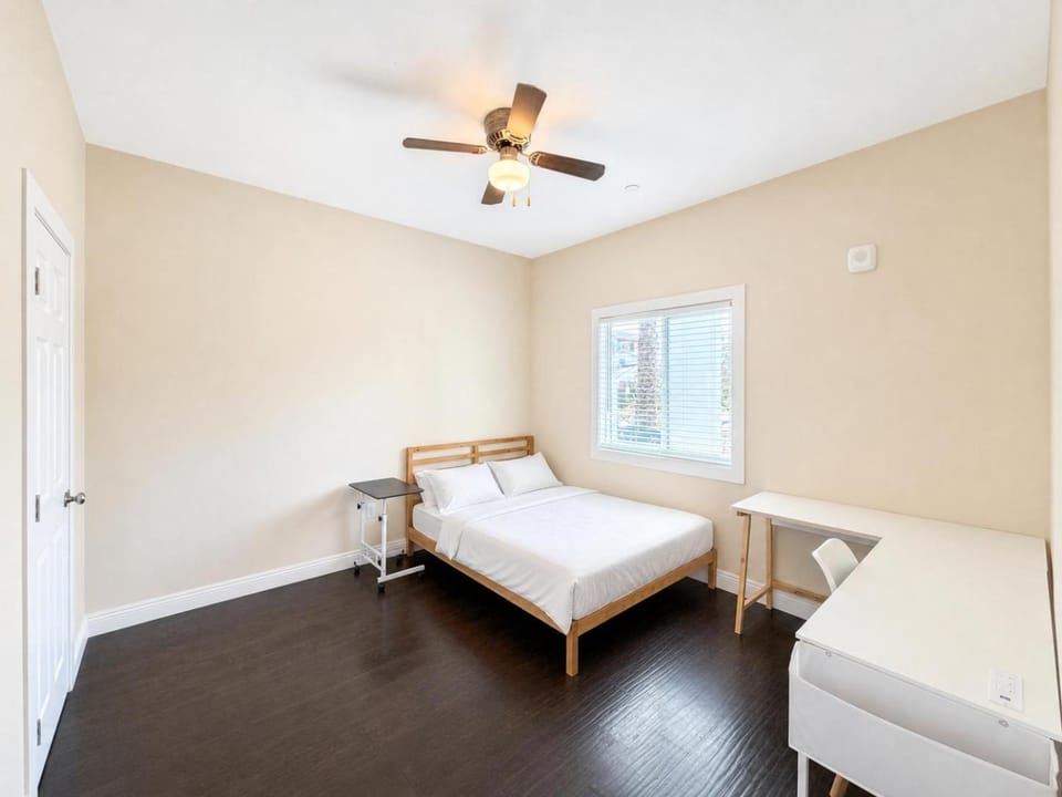 Trojan Housing Near USC Vacation rental in Los Angeles