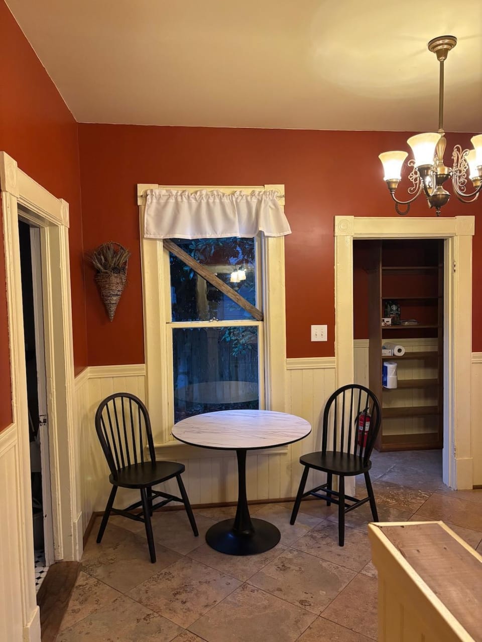 Historic Victorian in the Redwoods House in Eureka