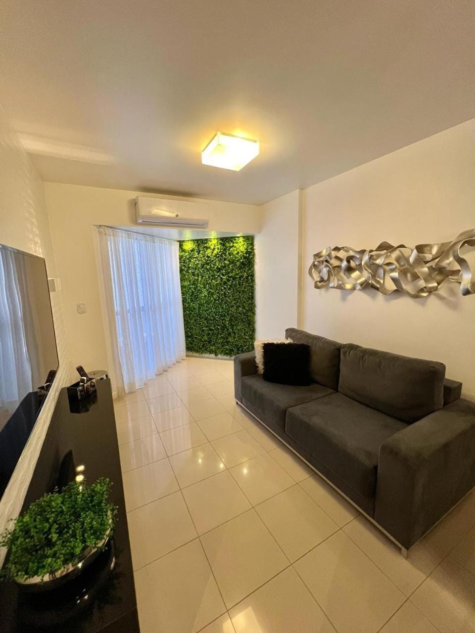 A poucos passos do Mar de Pajuçara vista Varanda Apartment in Maceió