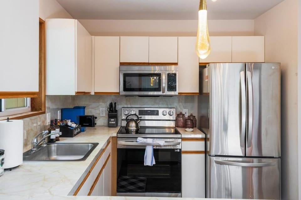 Stay Summit & Pine - Pocono Summit Chalet Chalet in Coolbaugh Township