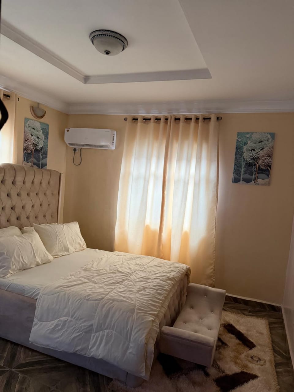 Bed, Photo of the whole room, Bedroom, air conditioner