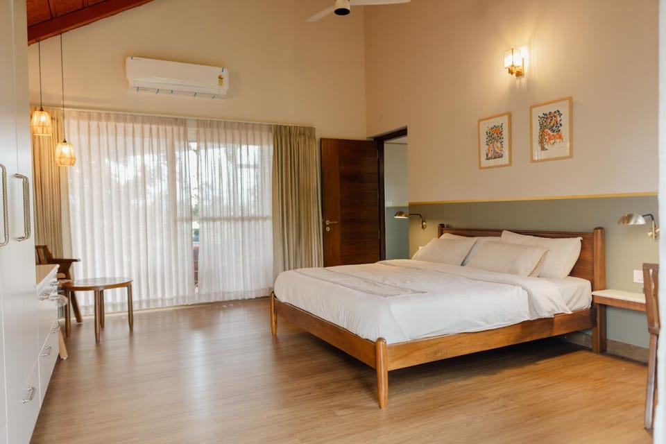 Bedroom, air conditioner