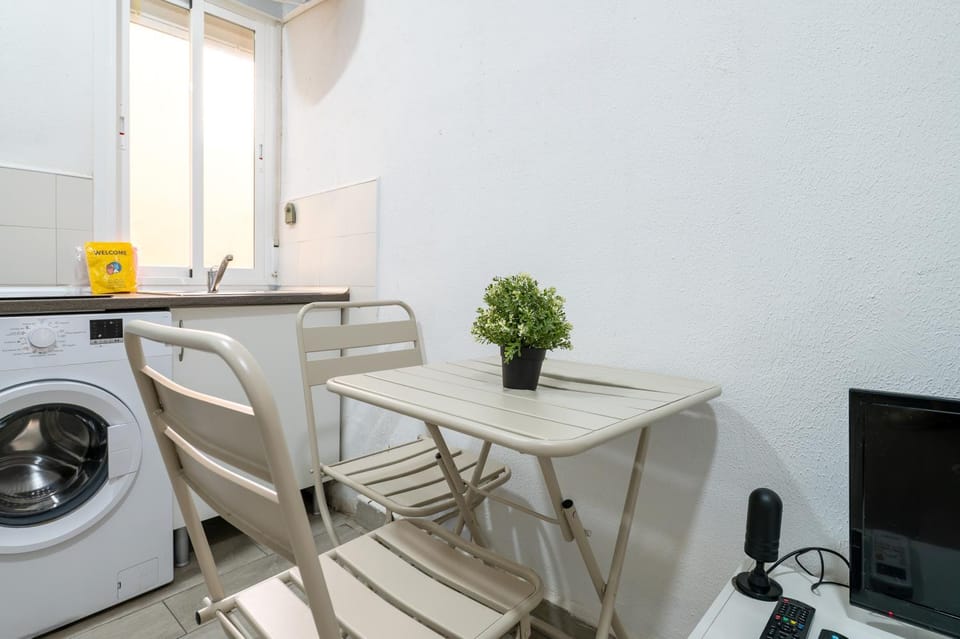 JM11SD estudio islas filipinas Apartment in Madrid