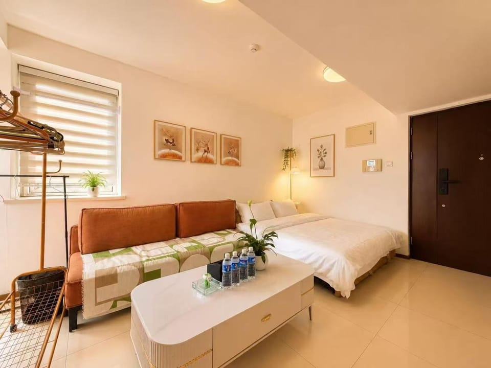 Bed, Living room, Photo of the whole room