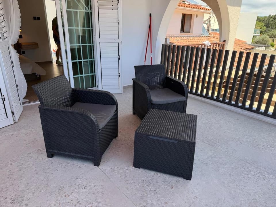 Elite holidays elegant studio close to Harbour Apartment in Paphos
