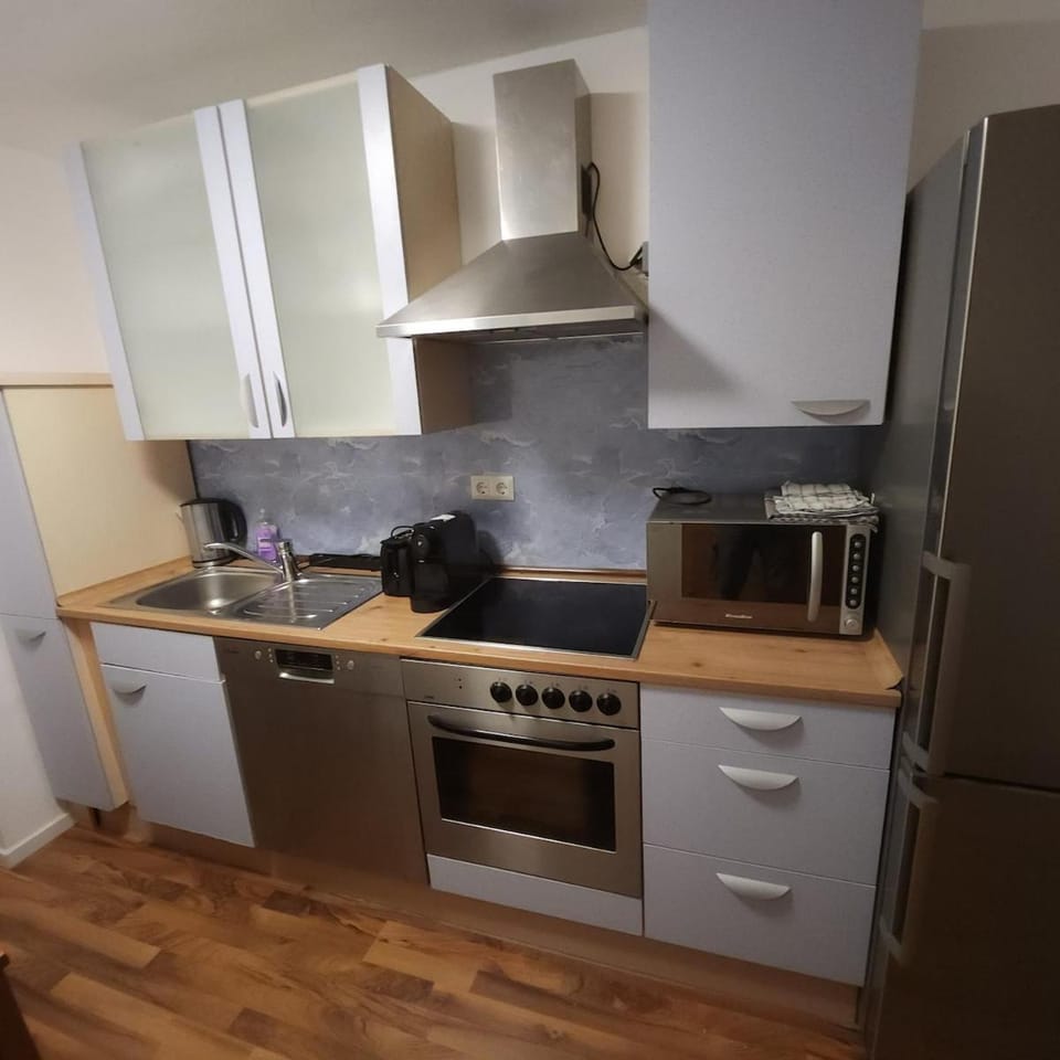 4-room flat, 5 min subway, 20 min to city center Apartment in Munich
