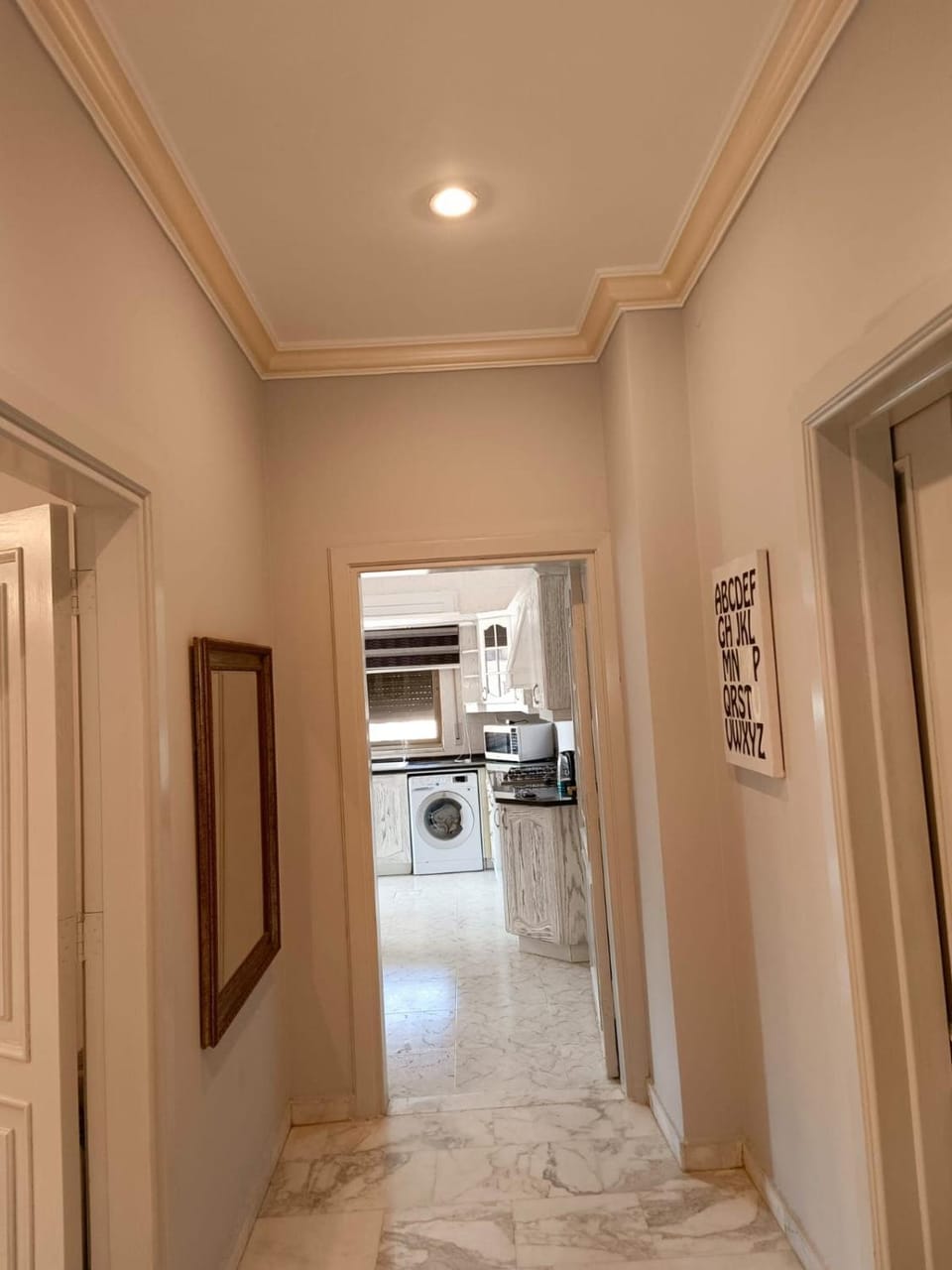Luxury and Comfort in the Heart of West Amman Apartment in Africa