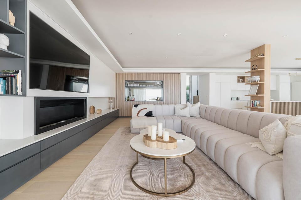 Communal lounge/ TV room, TV and multimedia, Living room