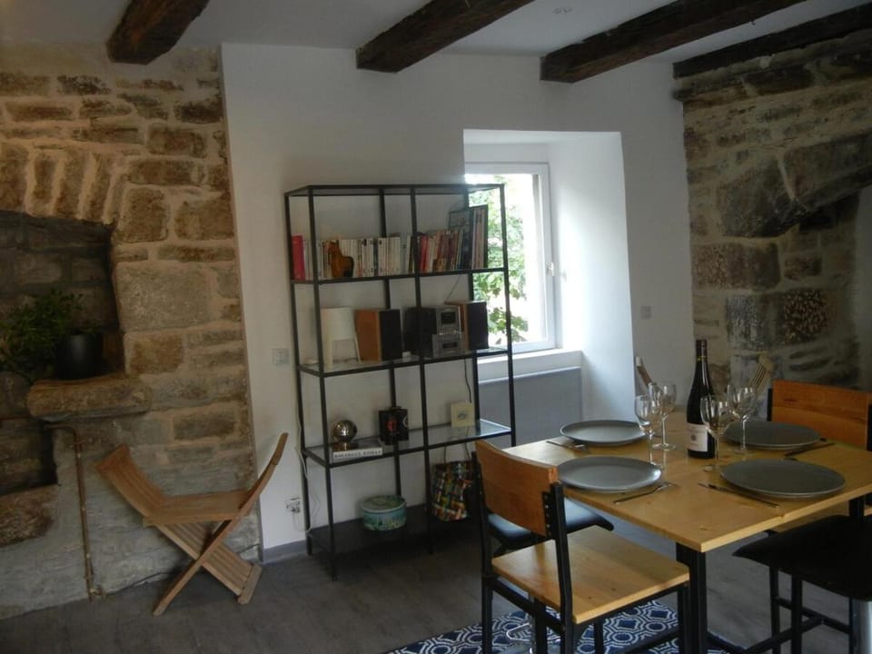 Le Plô maisonnette au coeur de l'Aveyron House in Occitanie