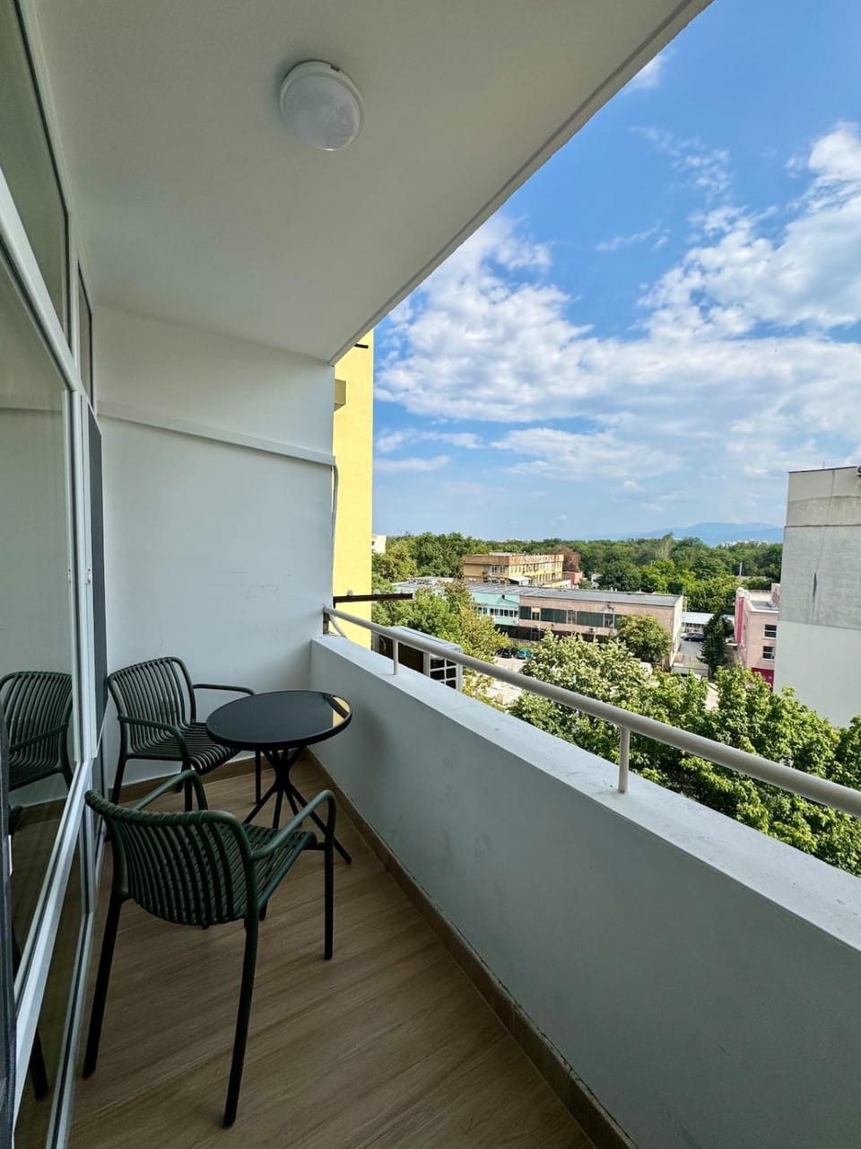 View (from property/room), Balcony/Terrace