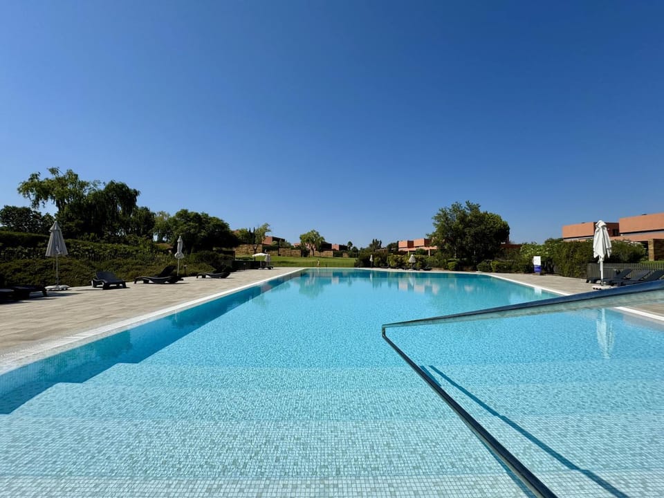 Pool view, Swimming pool