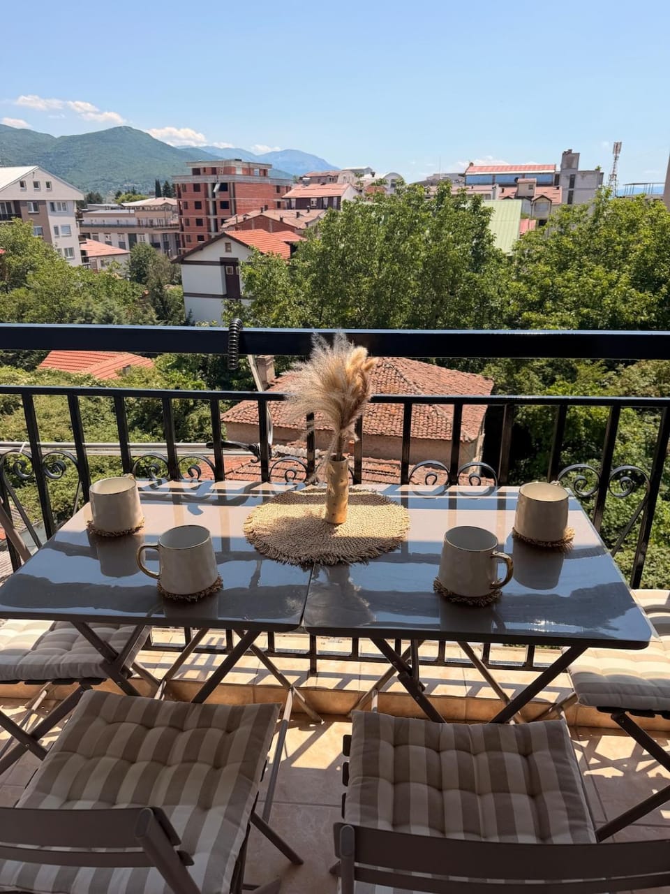 Sun Vibes Apartment Ohrid Apartment in Ohrid