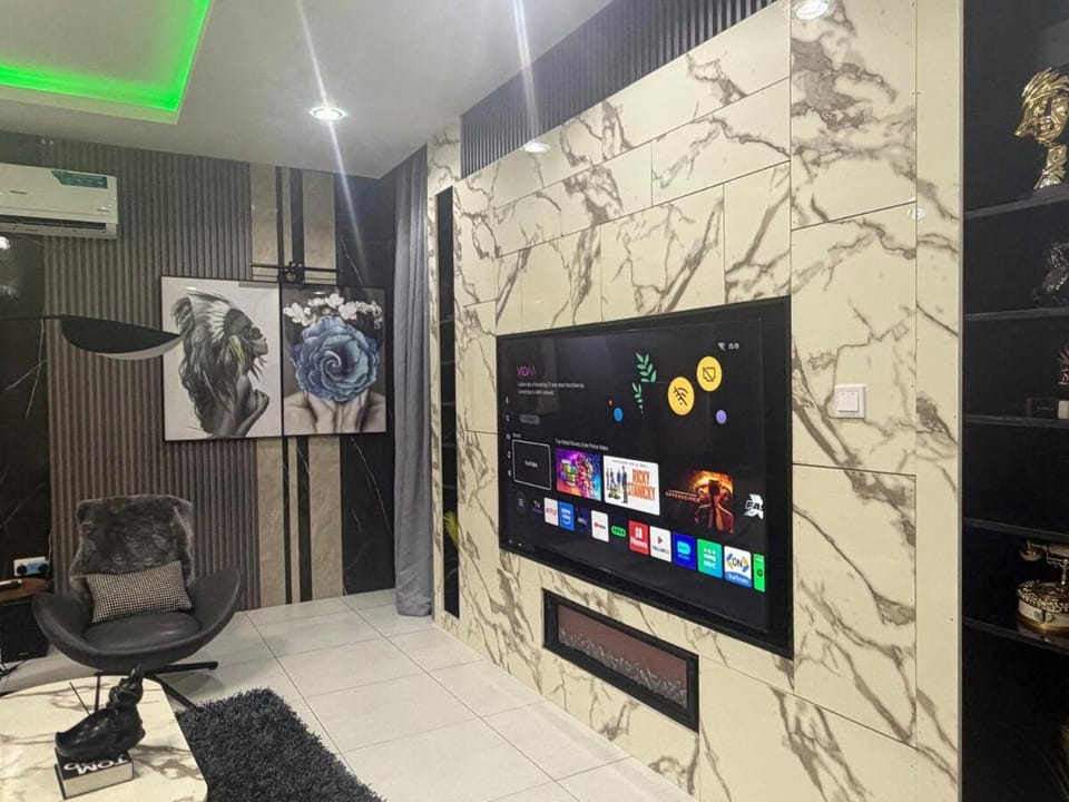 Max Oriona Your Stylish Ikate, Lekki Retreat Apartment in Lagos, Nigeria