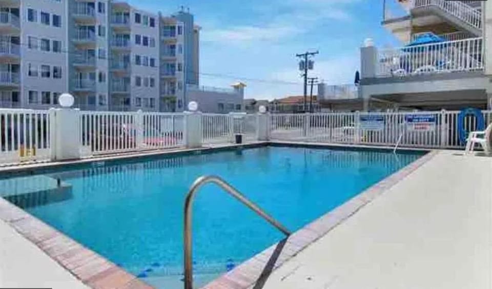 Beachfront Condo with Heated Pools in Wildwood Crest Apartment in Wildwood
